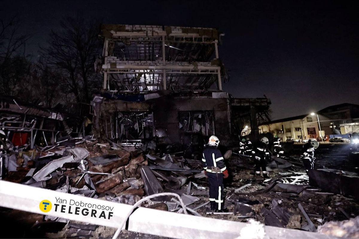 One killed in Russia’s night attack (12 words max)