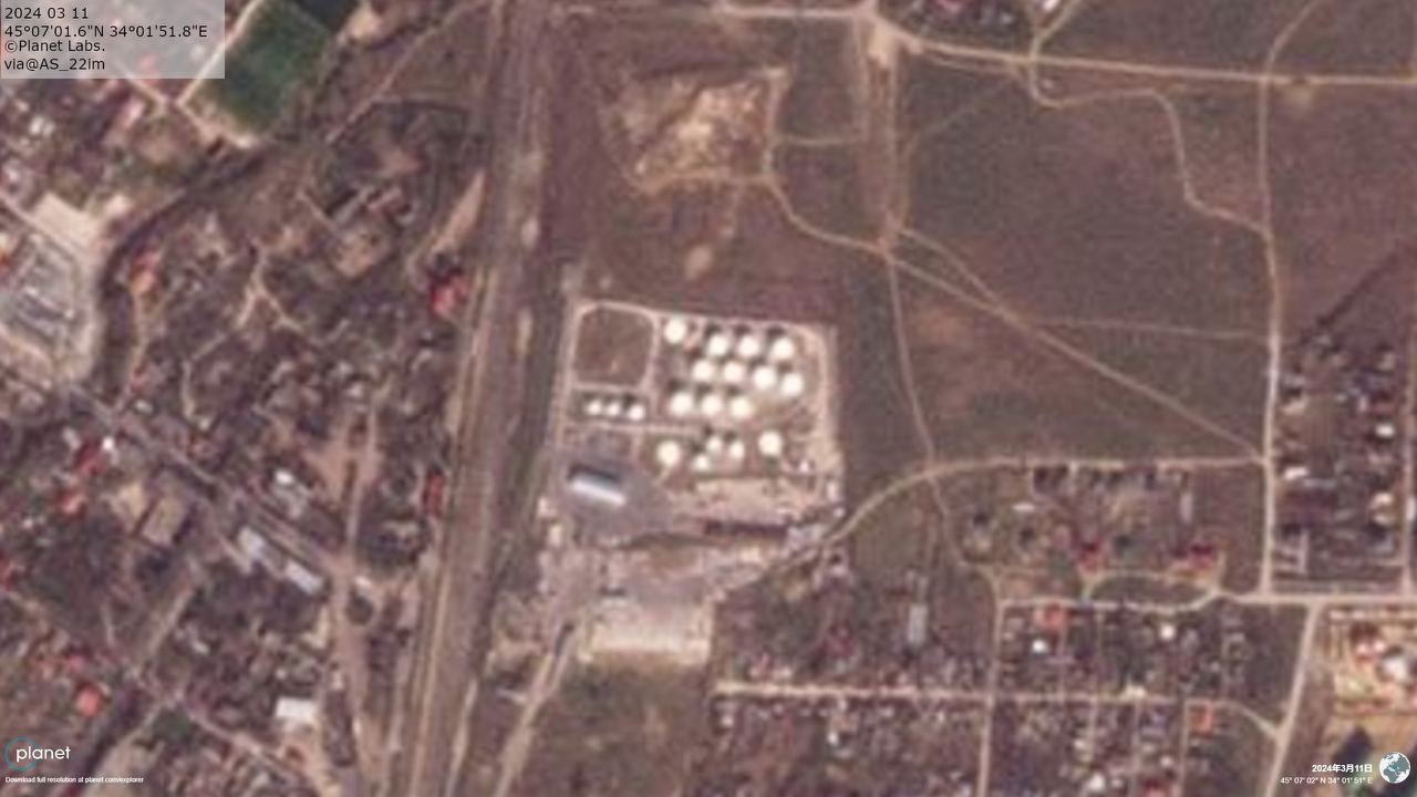 Satellite images show three fuel tanks damaged in Crimea oil depot attack