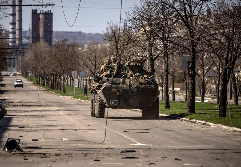 Kremlin intensifies Donbas attacks, Ukraine counterattacks gain ground