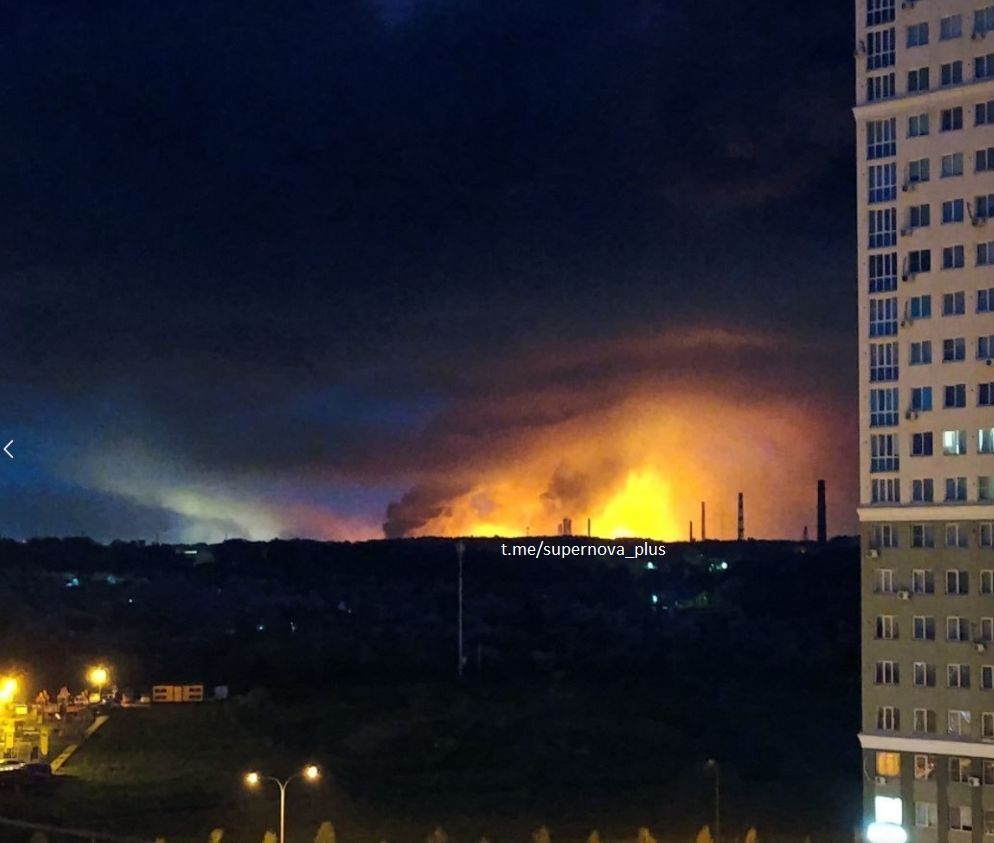 Ukraine resumes long-range oil strikes