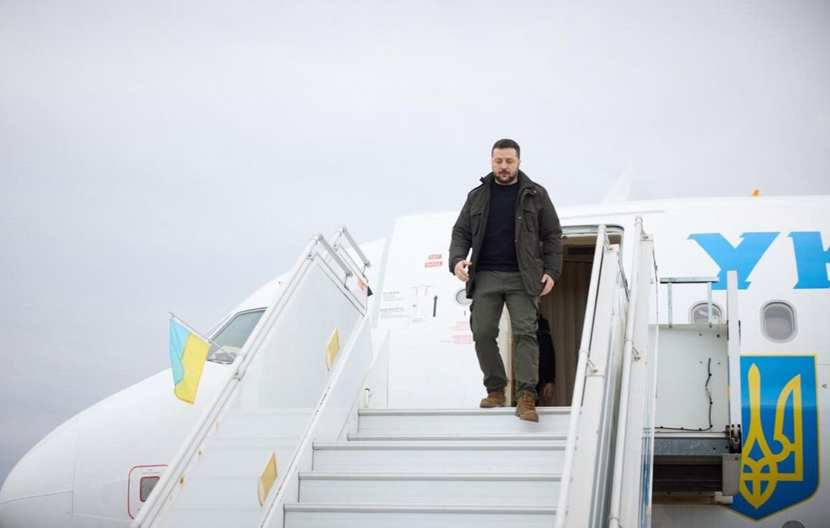 Zelenskyy arrives in the United Kingdom for diplomatic meetings