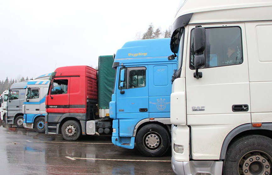 In Ukraine, a national program to train female truck drivers will be launched
