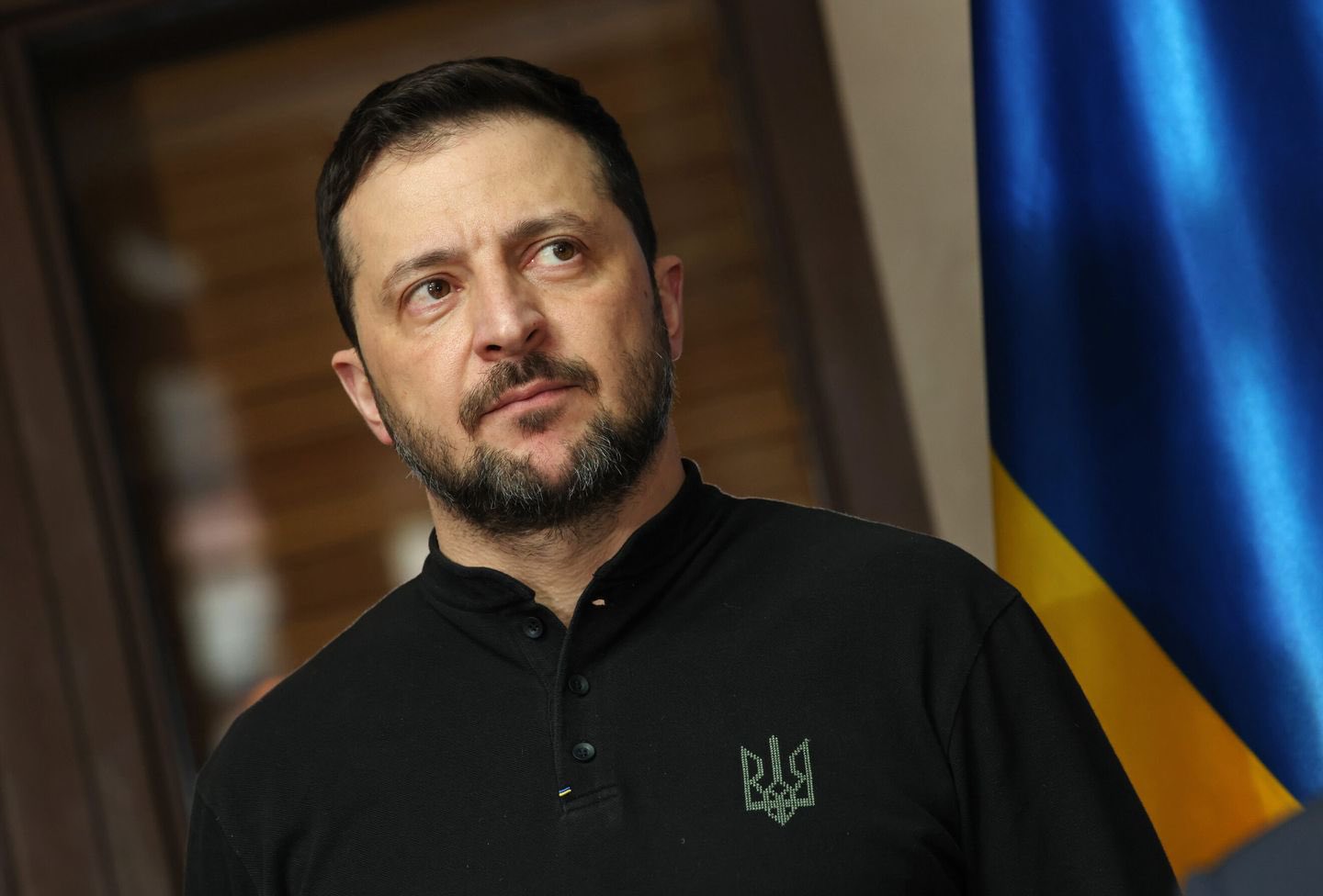 Politico: US Urges Ukraine to Cede Donbas Amid Negotiations