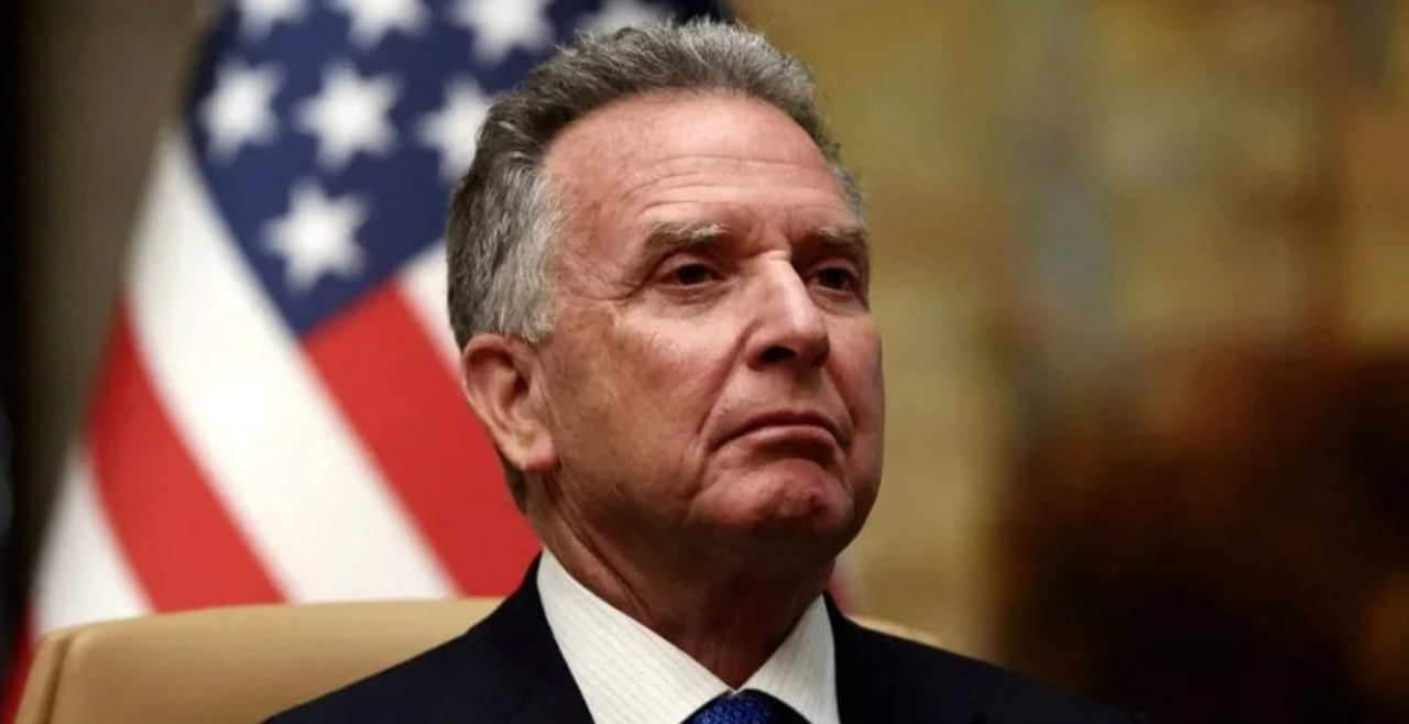 Vitkoff Arrives in Paris Ahead of Coalition Meeting