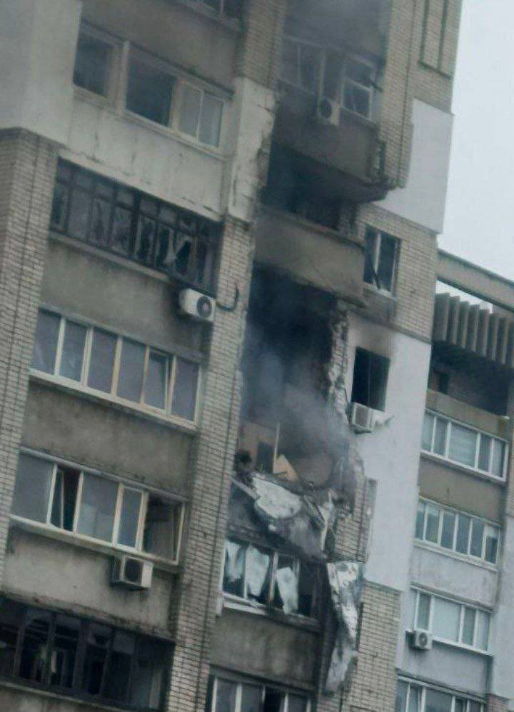 Russian missile strike hits Dnipro residential building