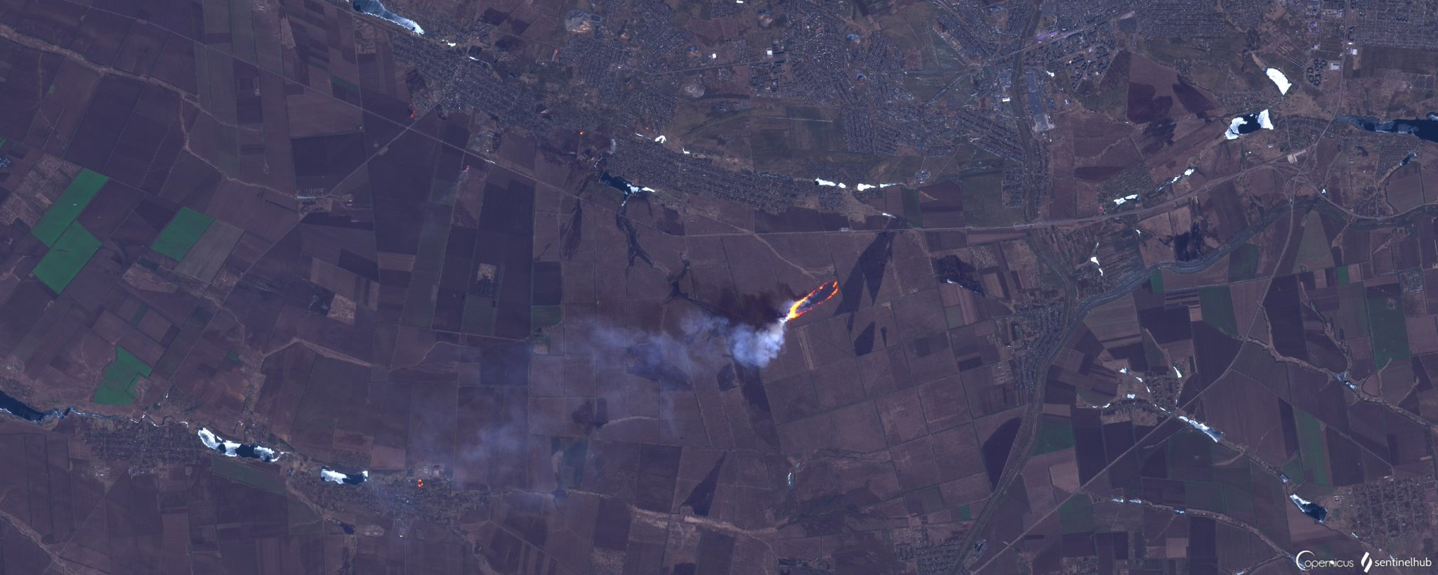 Fires observed south of Donetsk