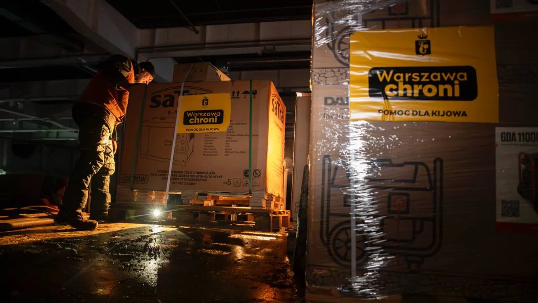 Poland aids Kyiv: 60 generators from Warsaw and community