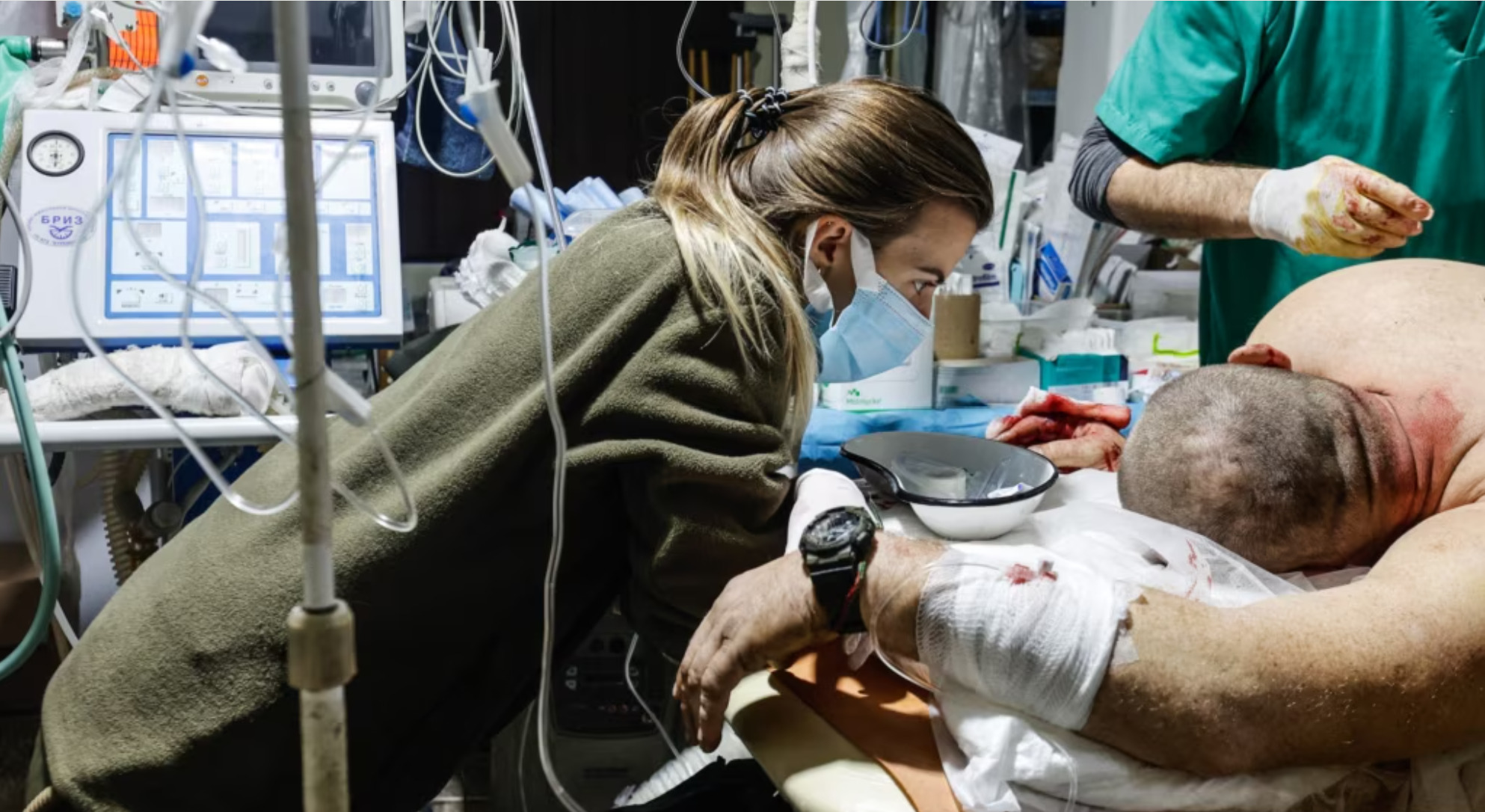 Ukrainian medics to remain on front lines, not infantry