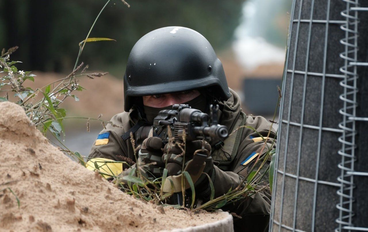 Ukraine Halts Sending Soldiers Abroad for Military Training