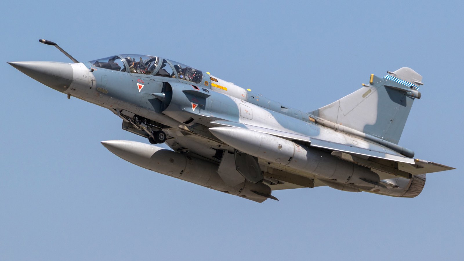 Ukraine and France: transfers of Mirage 2000-5 and missiles