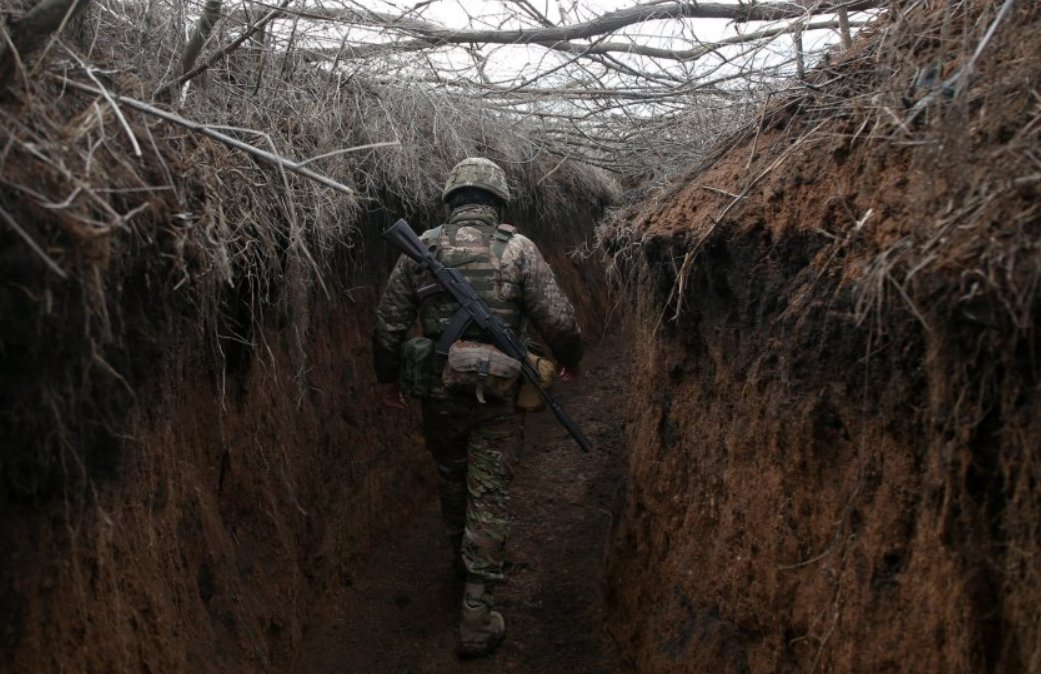 Reznikov: End of hot phase of war doesn’t mean end of ‘trench story’