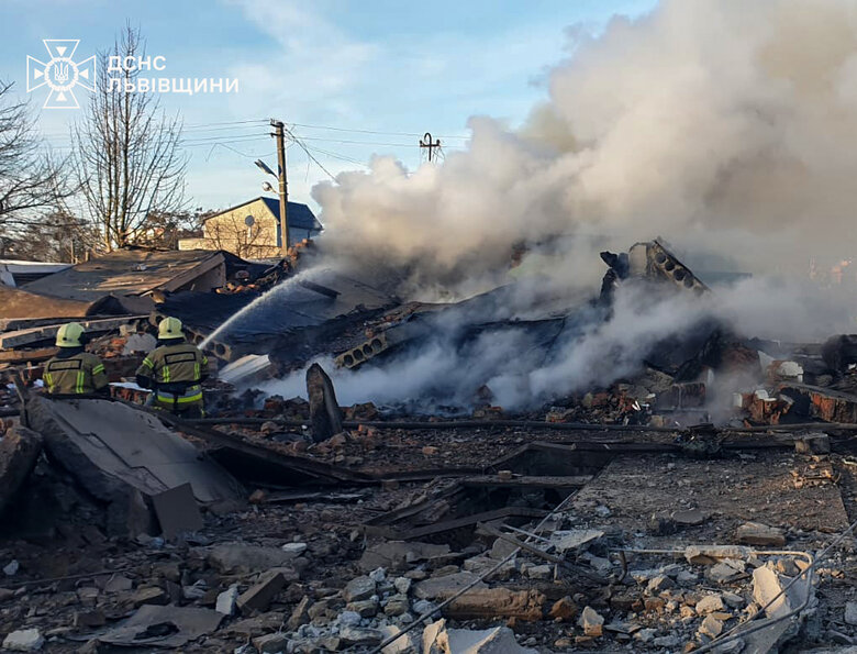 Russian attack on Lviv region: one woman dead, two injured, 6,000 without heat