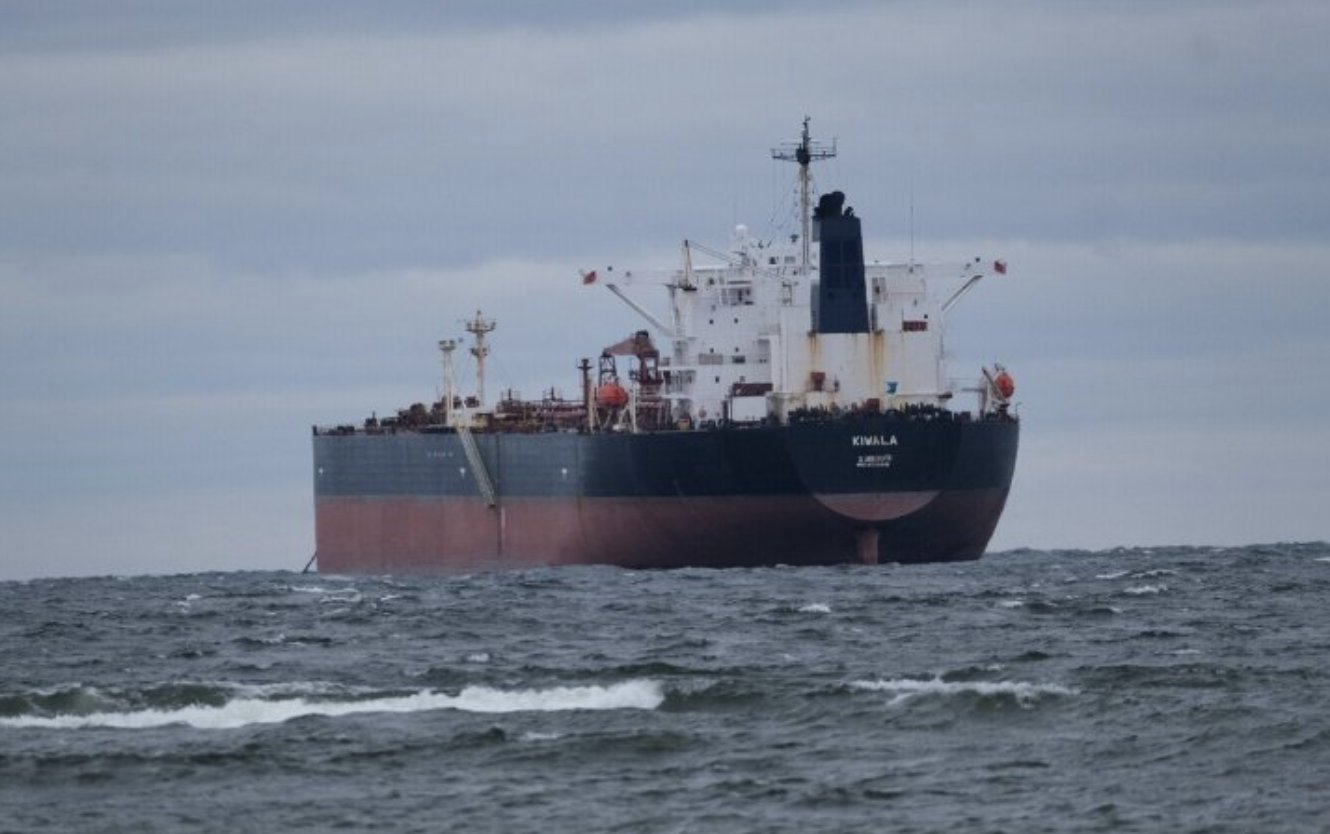 Ukrainian Intelligence Exposes 20 More Russian Shadow Fleet Vessels