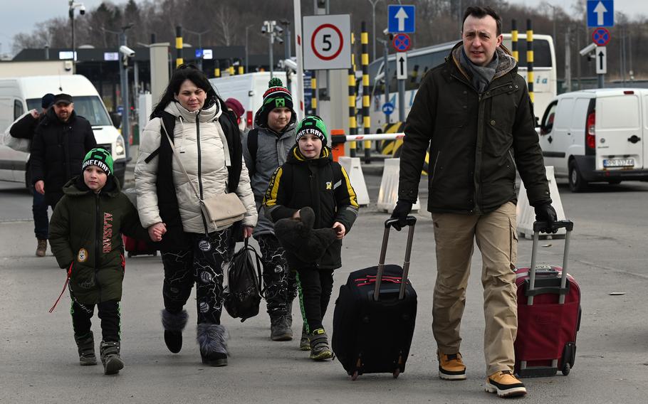 Germany won’t strip Ukrainians of refugee status