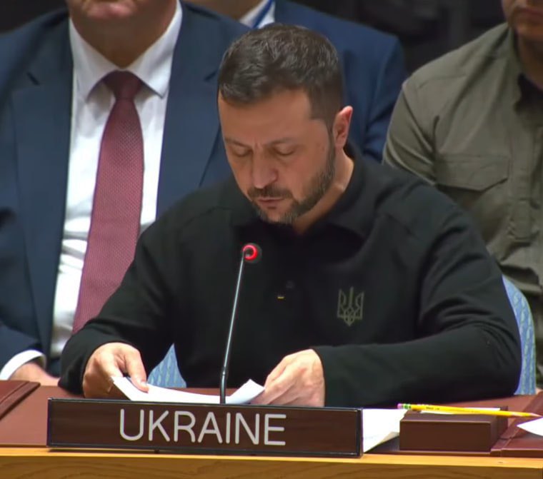 Zelensky: Russia wants to attack three nuclear power plants