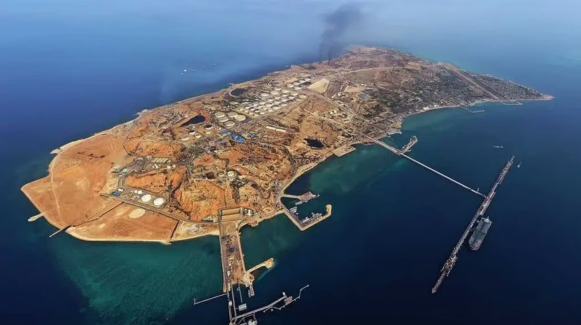 US strikes military targets on Khark Island