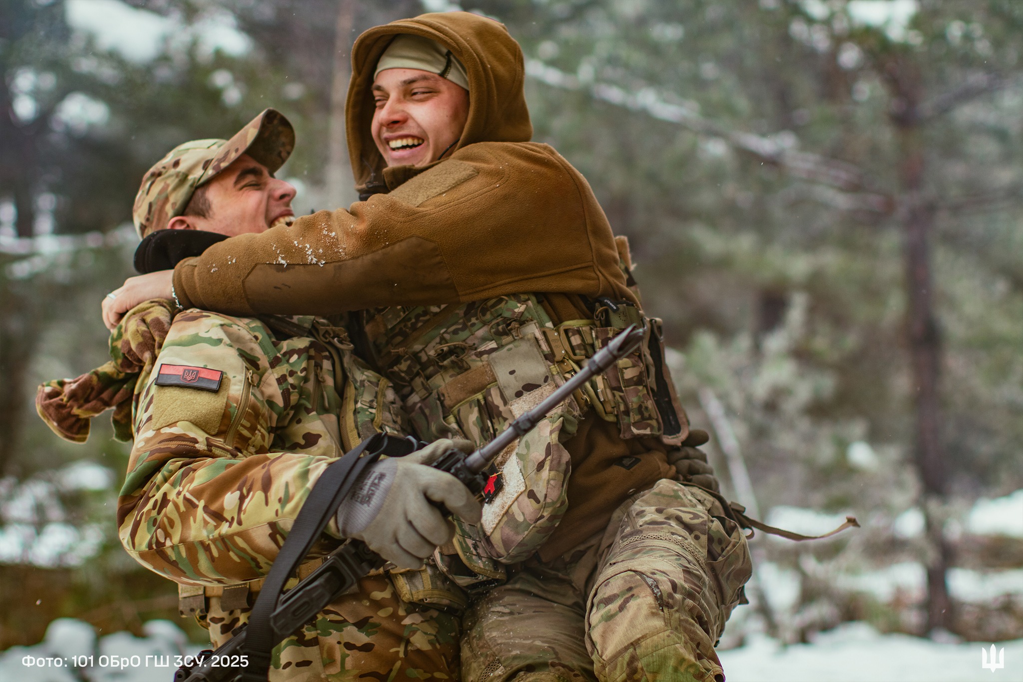 Morale high pour la 101e Brigade de Garde