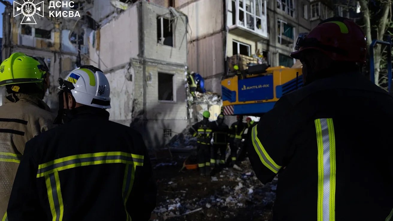 Massive Russian strike on Kyiv kills 27