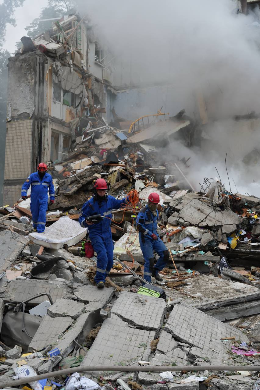 Missile strike on Kyiv residential building