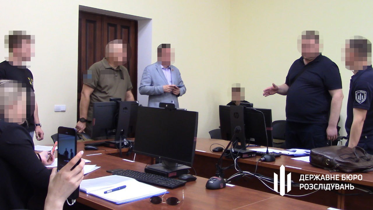 Court fines Territorial Defense commander for mansion construction