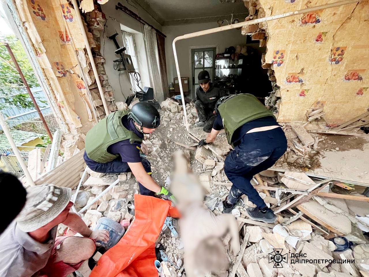 Teenager killed in Nikopol shelling, body found in rubble