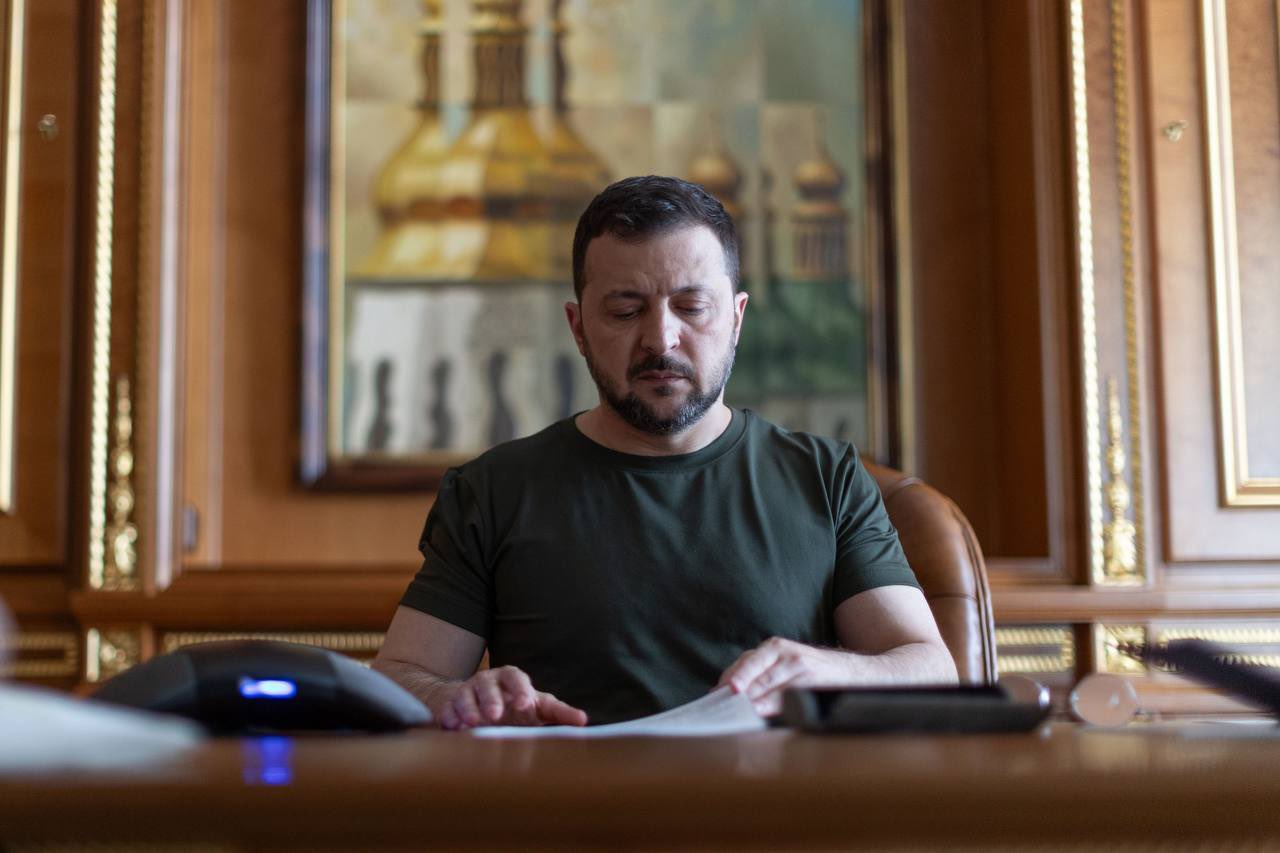Zelensky extends general mobilization and martial law until August 11