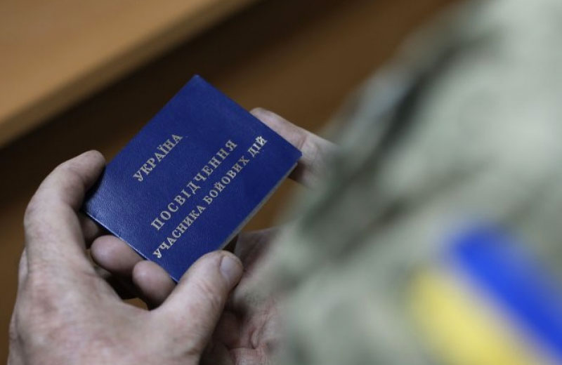 Zelensky simplifies obtaining combat veteran status