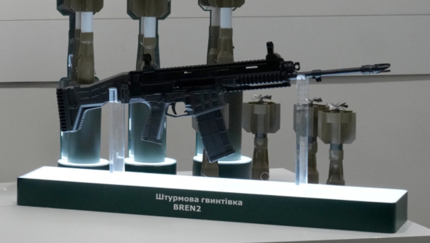 Ukraine begins licensed production of Czech BREN 2 rifles