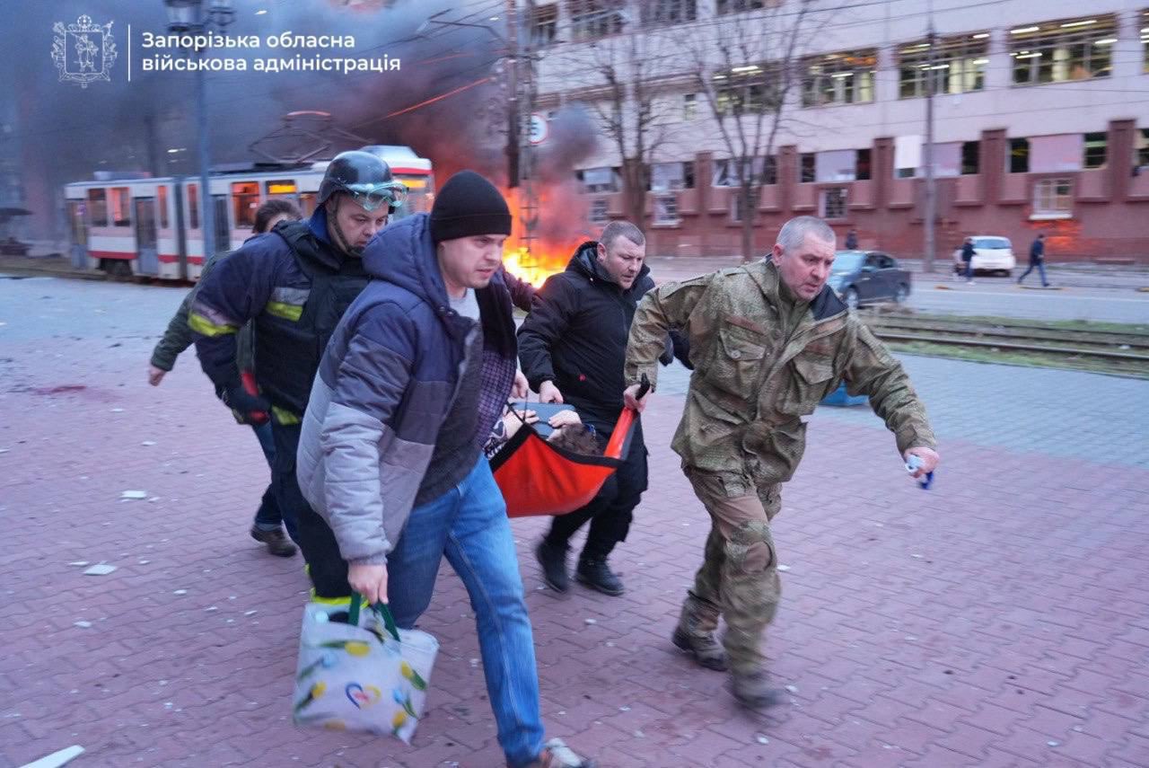 Russian strike on Zaporizhzhia kills 13