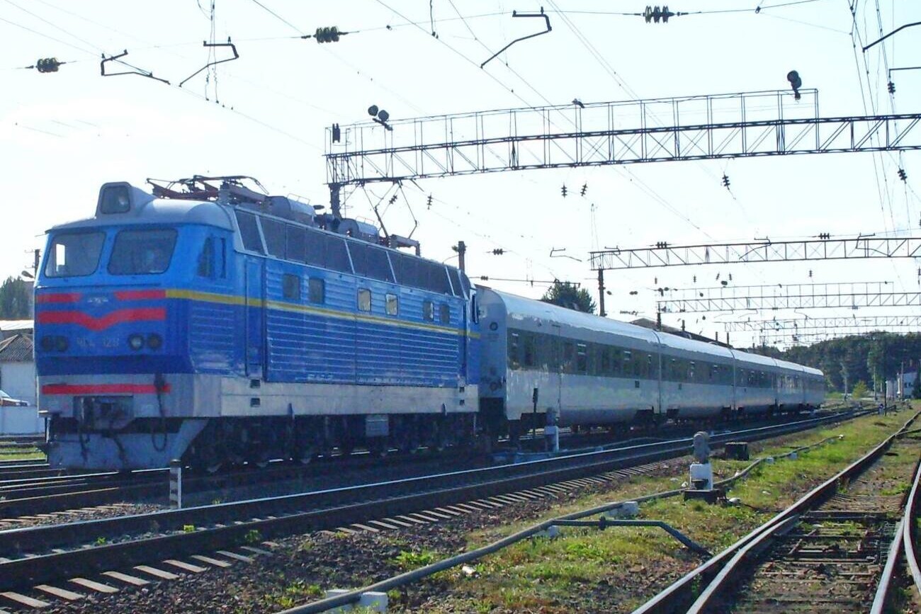 Russian attack on Poltava railway delays trains