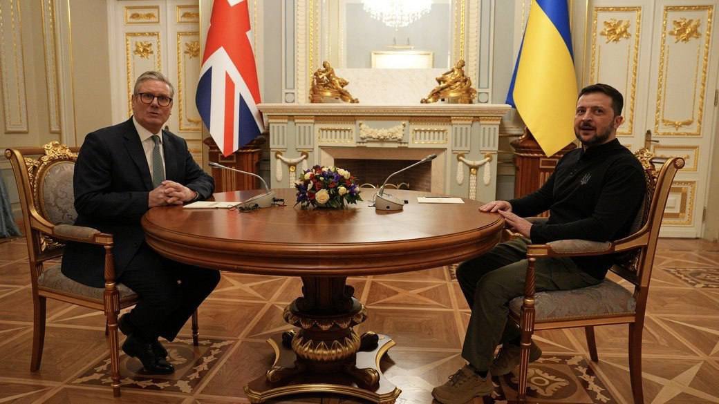 Ukraine, UK sign historic 100-year pact