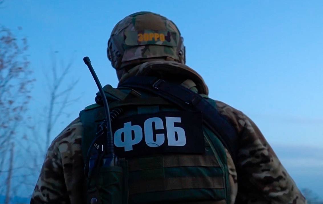 FSB: Ukraine, NATO, and Bellingcat Recruited Russian Pilots for Plane Hijacking
