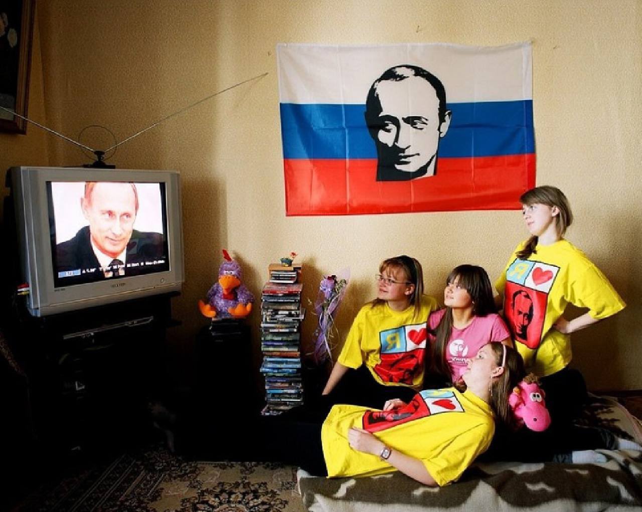Over a third of Russians justify nuclear strike
