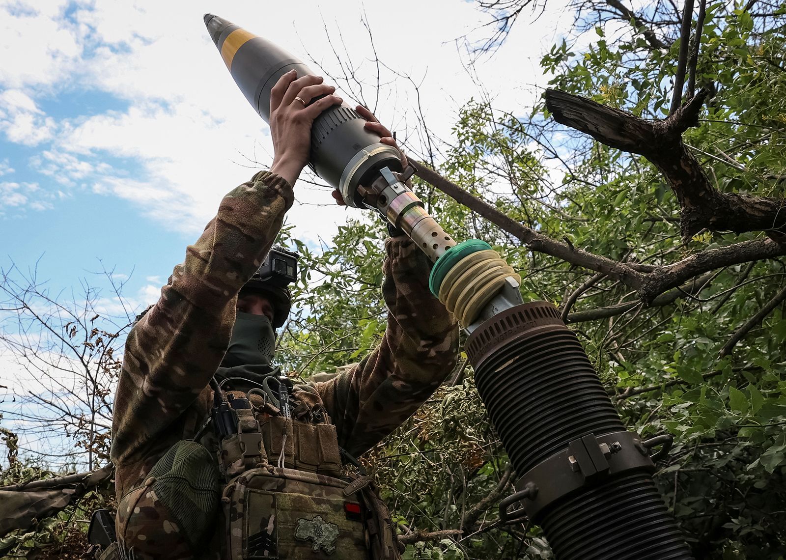 Allies to procure nearly 120,000 152mm shells