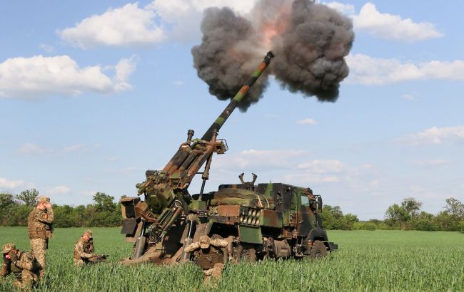France to Provide Ukraine with VAB Armored Vehicles, Caesar Howitzers, and Tanks