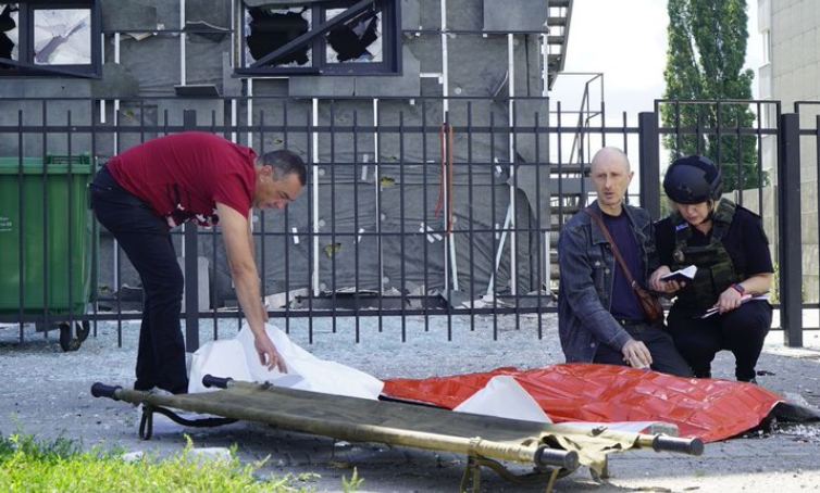 Russian attack kills teen in Kharkiv