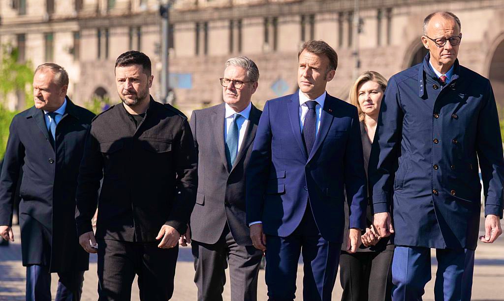 West must stop appeasing Russia