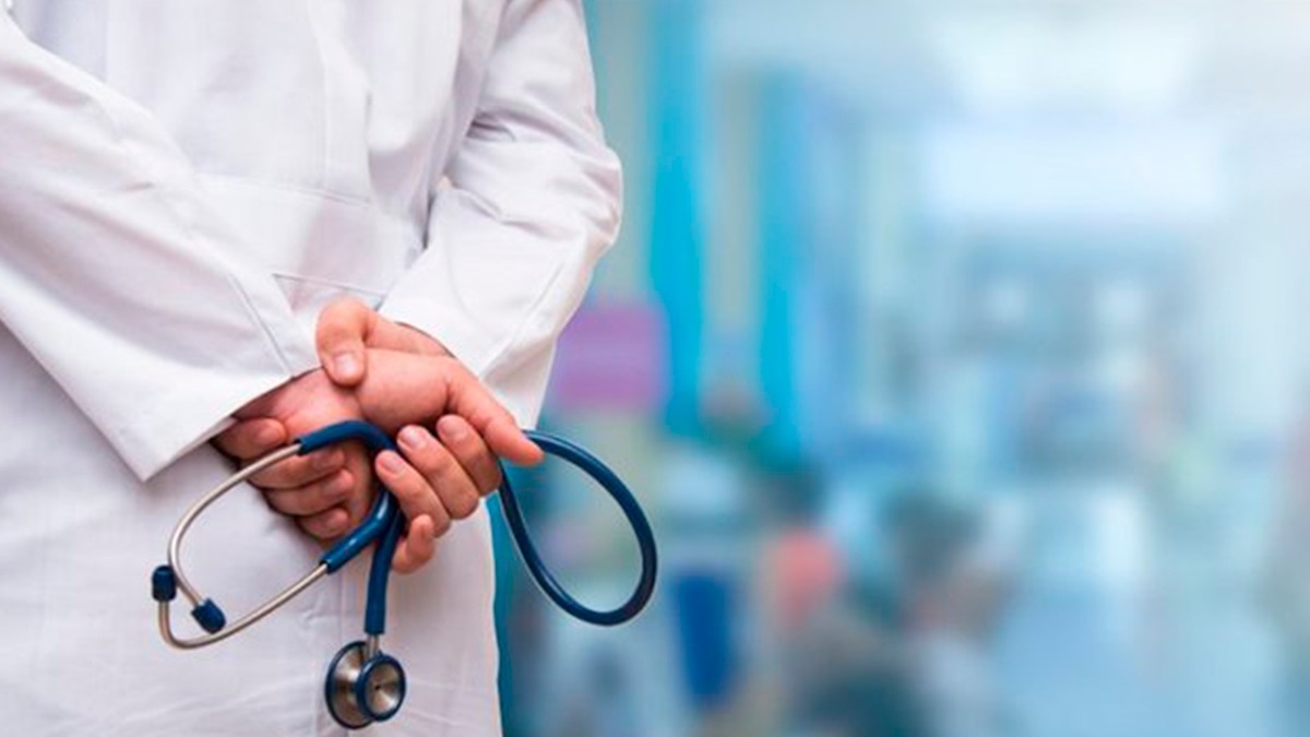 Ukraine Allows 100% of Medical Workers to Be Exempt from Military Service