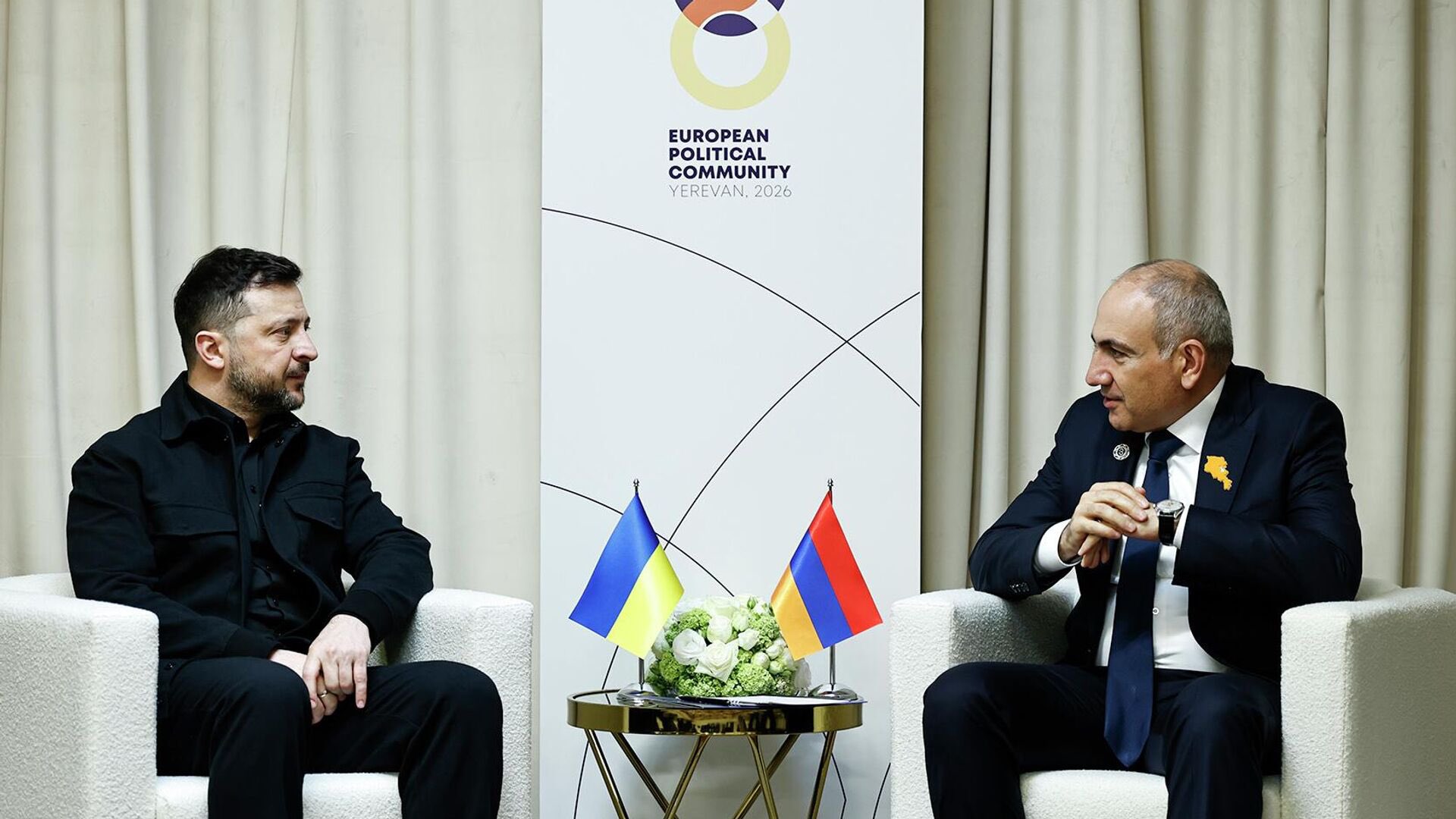 Zelenskyy, Pashinyan discuss drone cooperation
