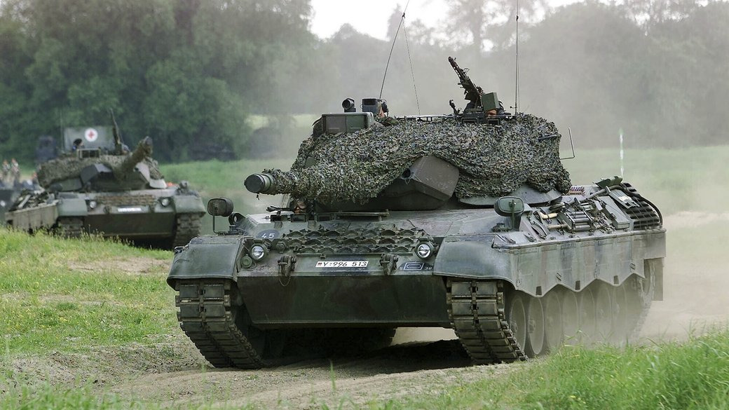 Switzerland Allows Leopard Sales to Germany, Bans Re-export to Ukraine