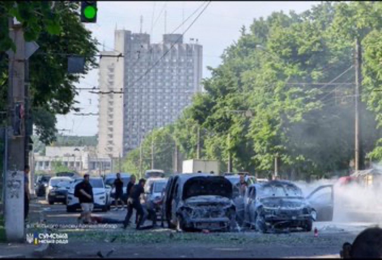Russian attack hits Sumy city center