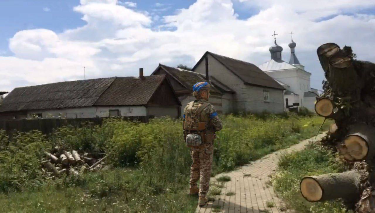 Ukrainian Soldier Located in Makhnovka, Kursk Oblast, Russia