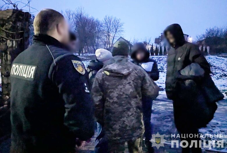 Illegal crossing of the border by mobilized men: Police Photo Report