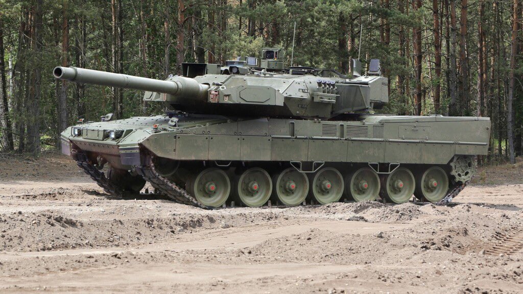Czech Republic buys 44 Leopard 2A8 tanks from Germany