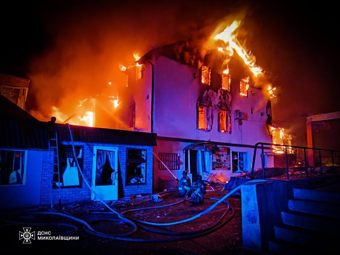 Russia struck residential buildings in Mykolaiv