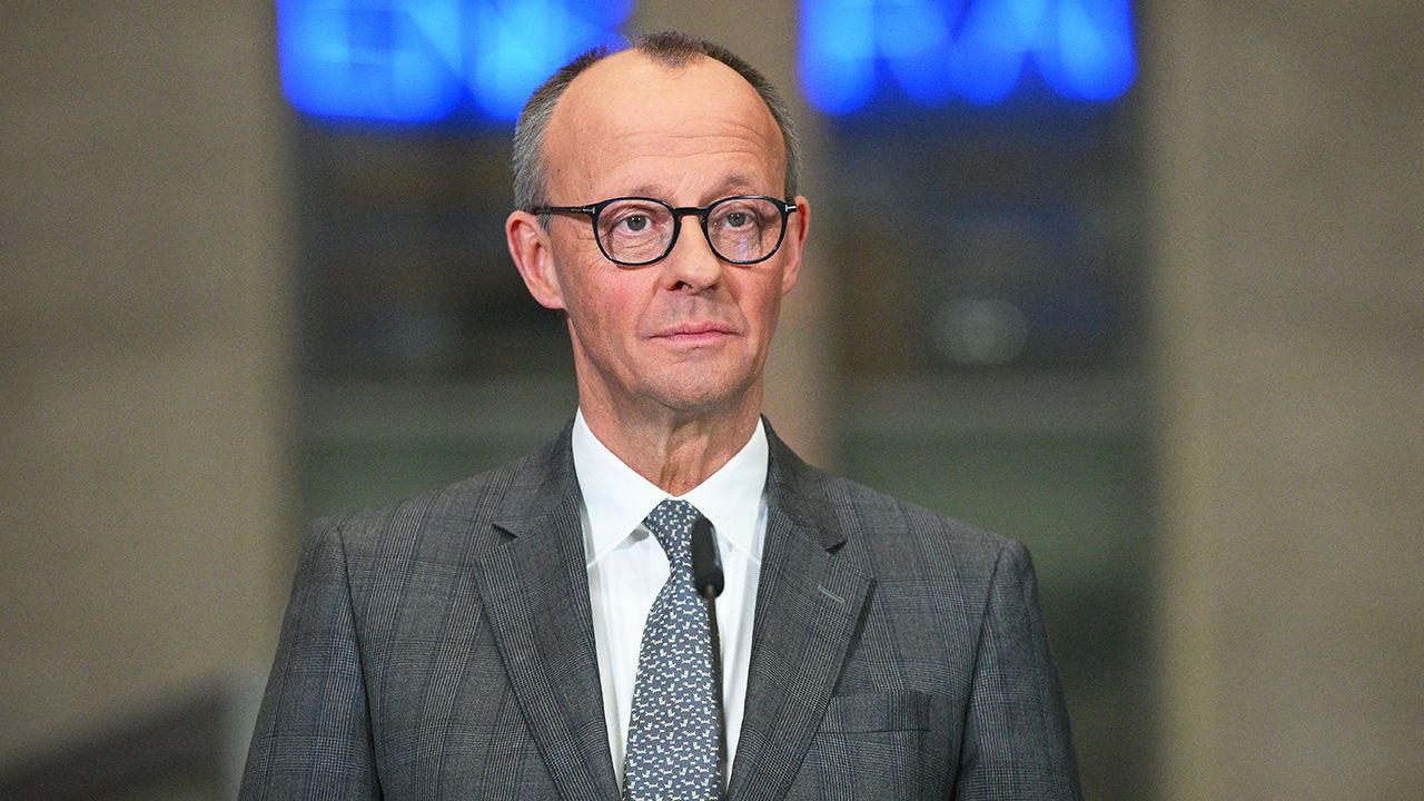 Merz: Putin cannot win war, stronger early support could have ended it