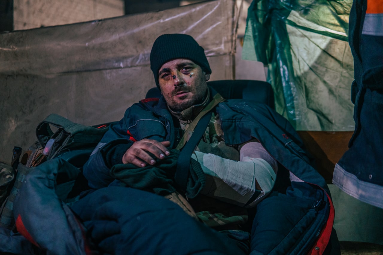 Chance for Evacuation from Azovstal with UN and Red Cross