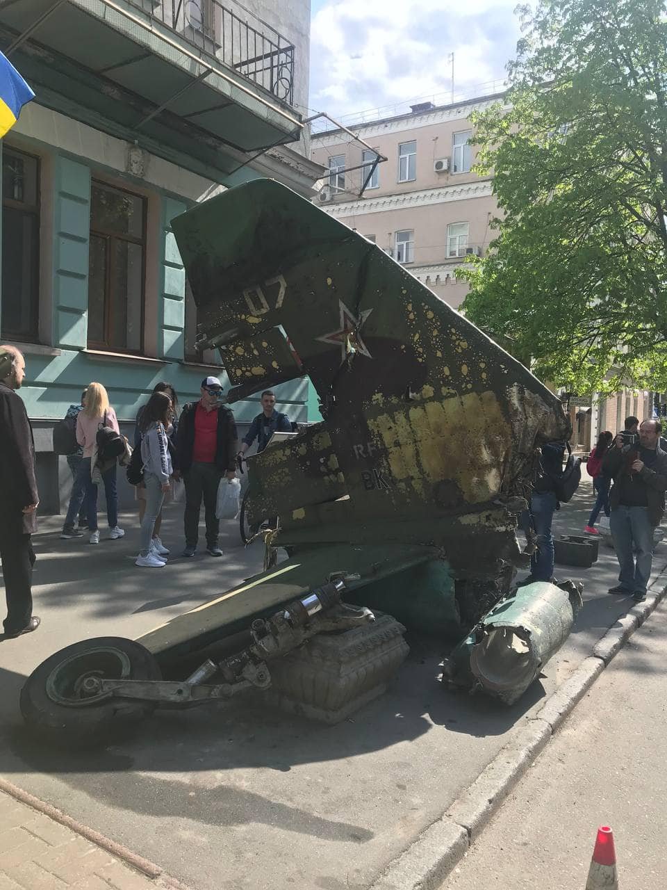 Wreckage of Russian Su-25SM fighter jet displayed in Kyiv after being shot down