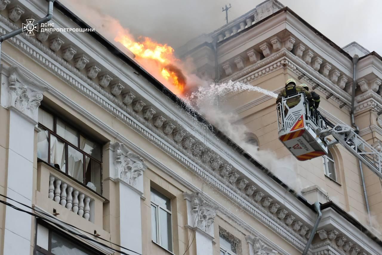 Russian Rocket Strike in Dnipro Kills 8, Including 2 Children
