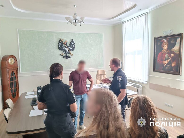 Investigative actions in Chernihiv City Council regarding illegal land allocation